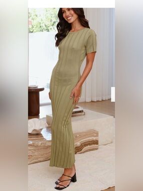 Ribbed Short-Sleeve Maxi Dress - Olive Green